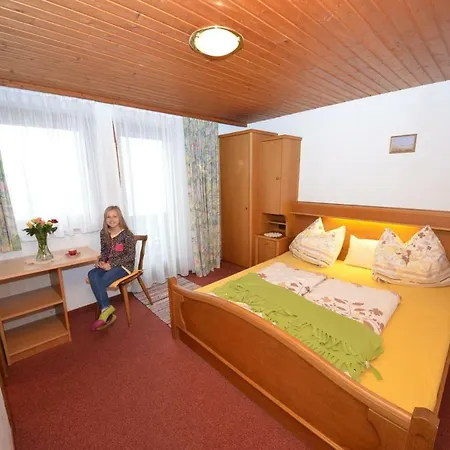 Ferienwohnung Haus Hubertus Apartamento Finkenberg